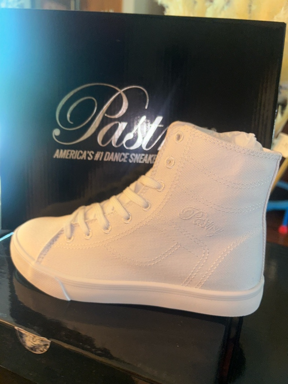 Pastry kids White High-Top Cassatta high Trainer new with box